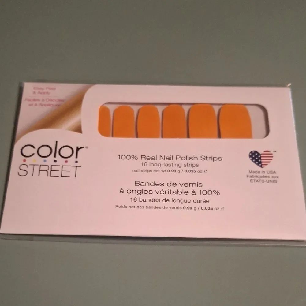 Color Street Nourish the Need Vibrant Orange Peel-&-Stick Nail Strips